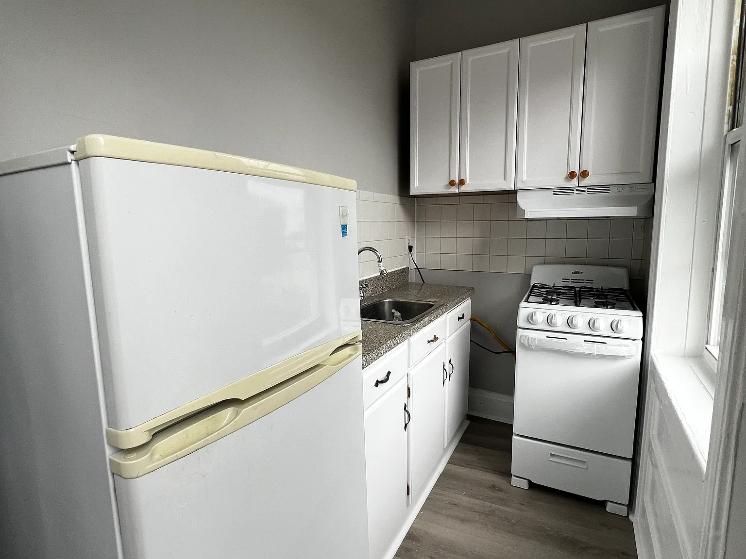 1 bed, $1,400 — Photo 2