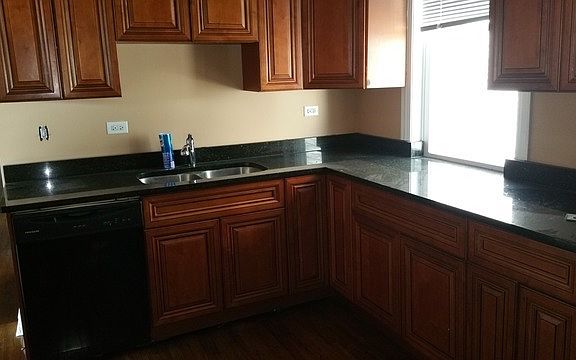 3rd image of 4739 W Washington Blvd