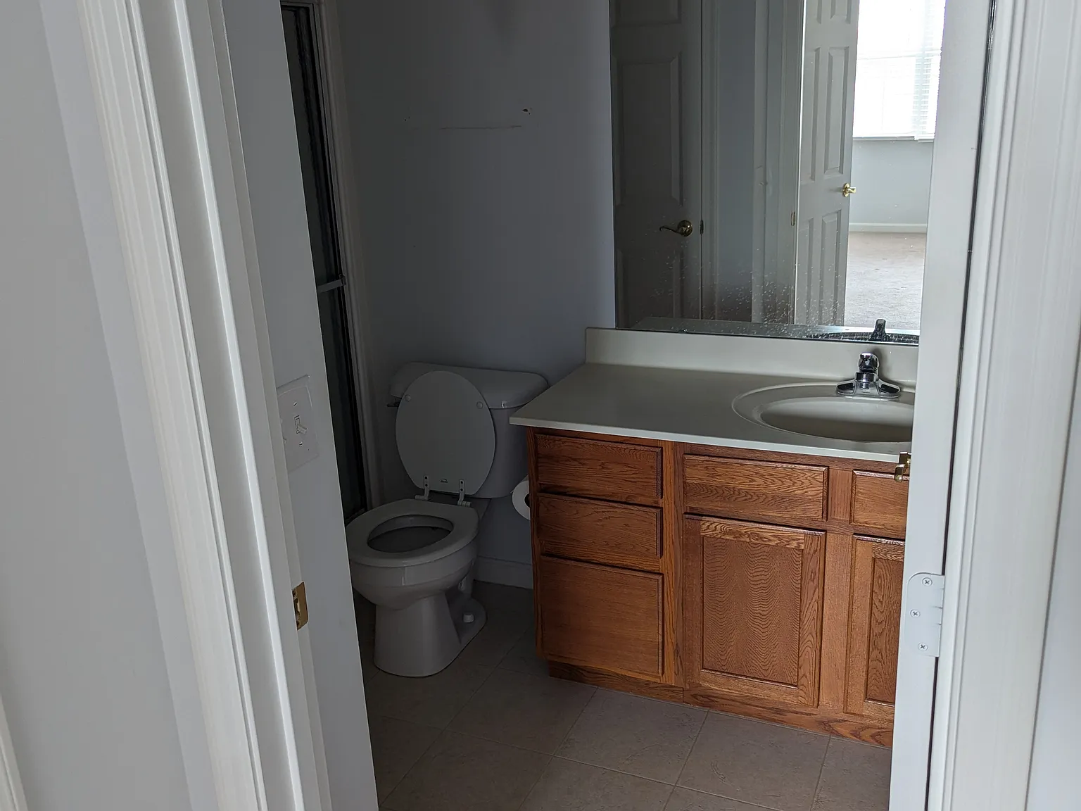 2 bed, 1094 sqft, $1,575 — Photo 4