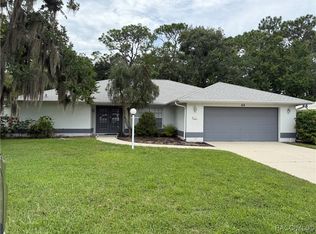 69 Sycamore Cir, Homosassa, FL 34446