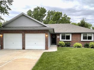 1909 Timber Ridge Rd, Lincoln, NE 68522