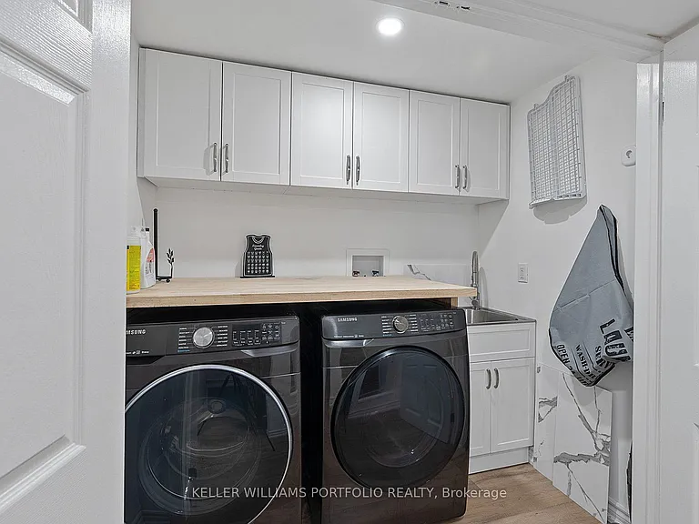 24 Ulysses Pl — Photo 42