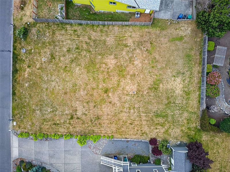 5th image of 4602 Queen Ann Way