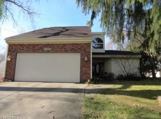 1209 Sunford Ave SE, North Canton, OH 44720