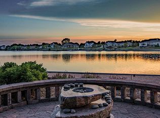 122 Ponderosa Dr, Grand Island, NE 68803