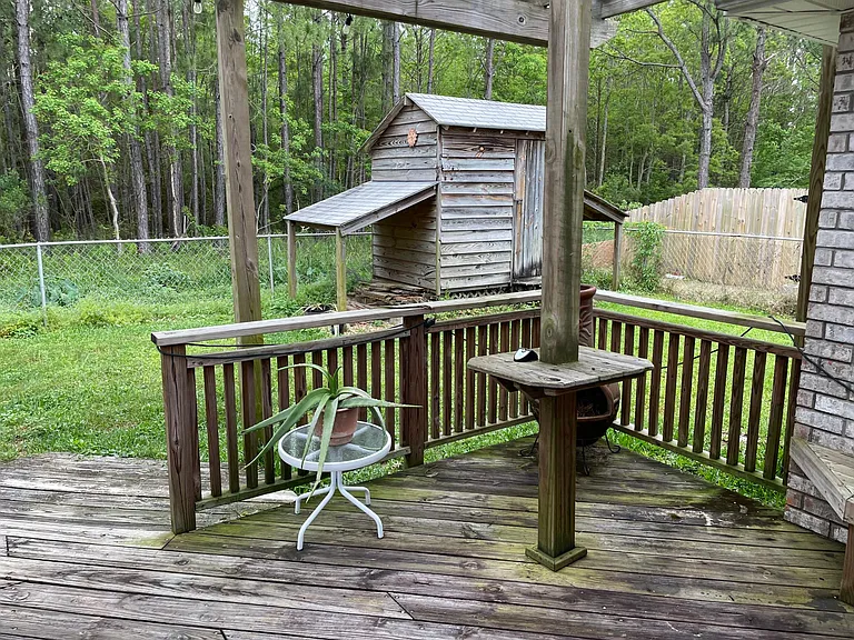 1540 Stanford Rd — Photo 11