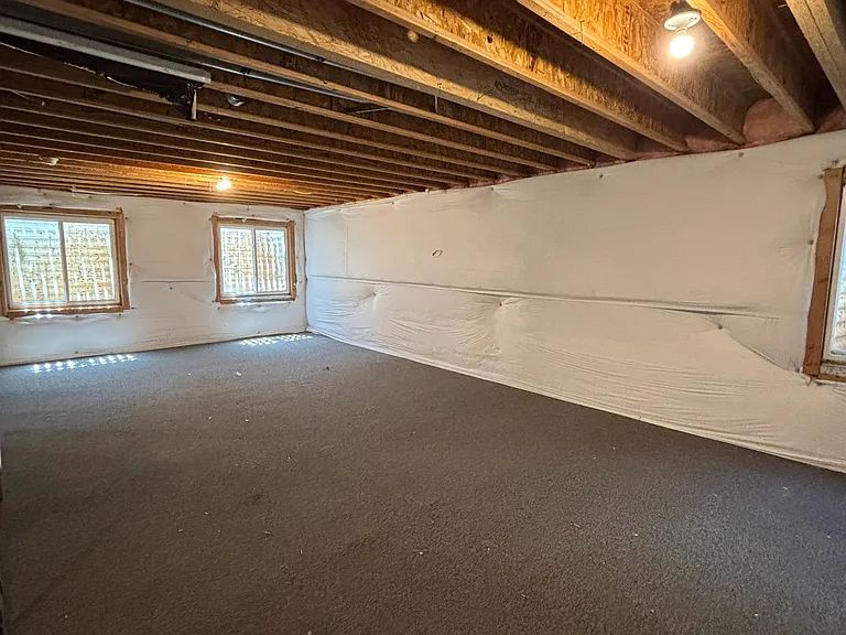 6594 Silverwind Cir — Photo 21