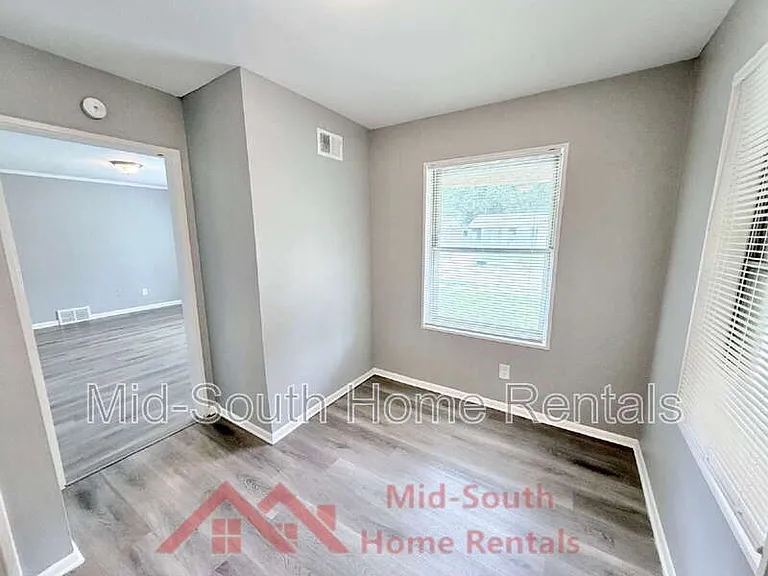 1730 Tahiti Ln — Photo 8