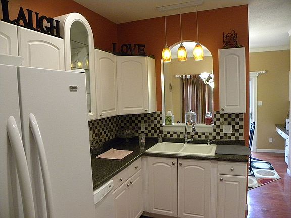 4th image of 10344 Lake Hill Trl