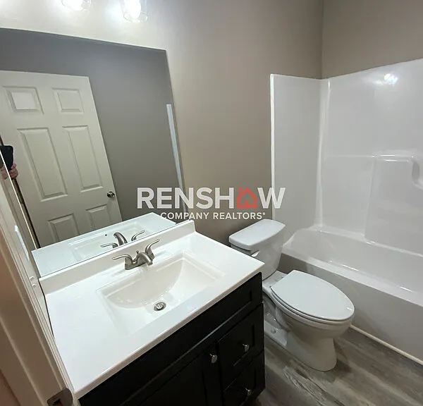 732 Tucker St — Photo 7