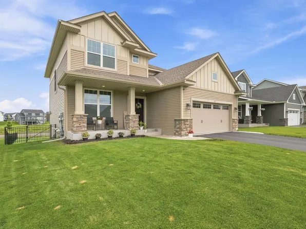 2107 Balsam Way, Lino Lakes, MN 55038