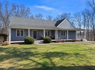 135 Sutherland Dr, Somerset, MA 02726