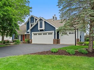 4150 Columbine Ct, Vadnais Heights, MN 55127