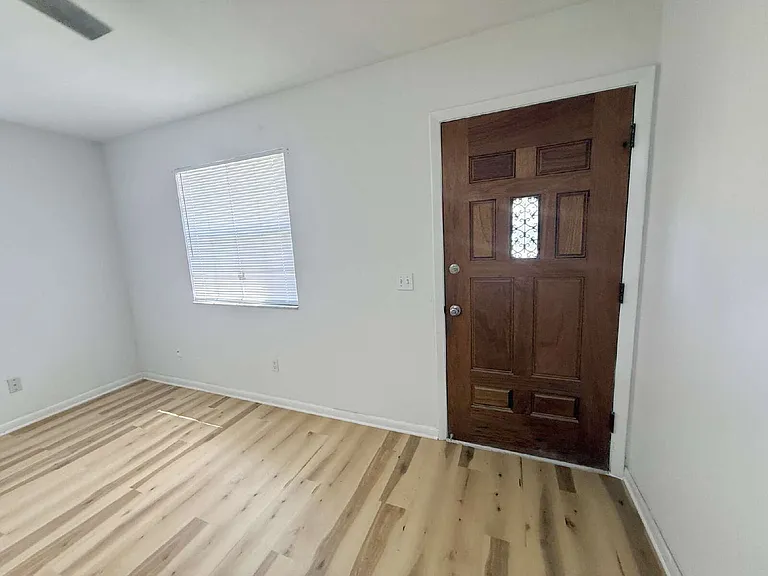 3815 Osprey Cir #D — Photo 4