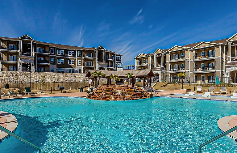 Paragon Westover Hills Apartments — Photo 42