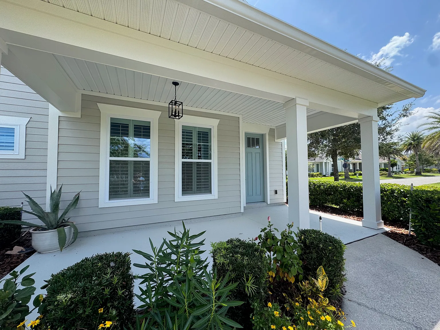 3 bed, 2.5 bath, 2246 sqft, $4,100 — Photo 3