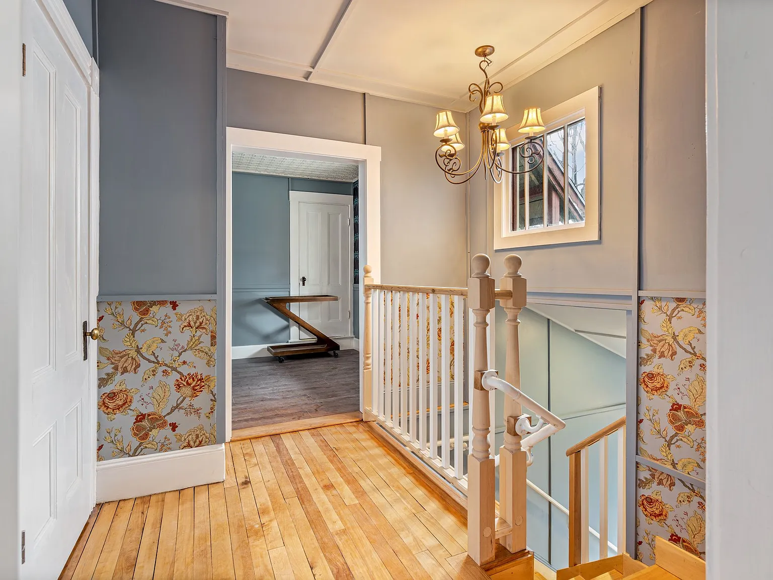 3 bed, 1100 sqft, $3,000 — Photo 2