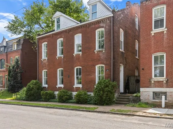 2218 Wyoming St, Saint Louis, MO 63118