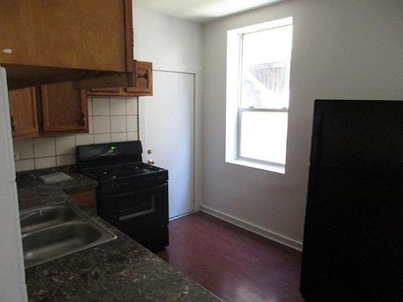 3rd image of 5160 S King Dr APT 1