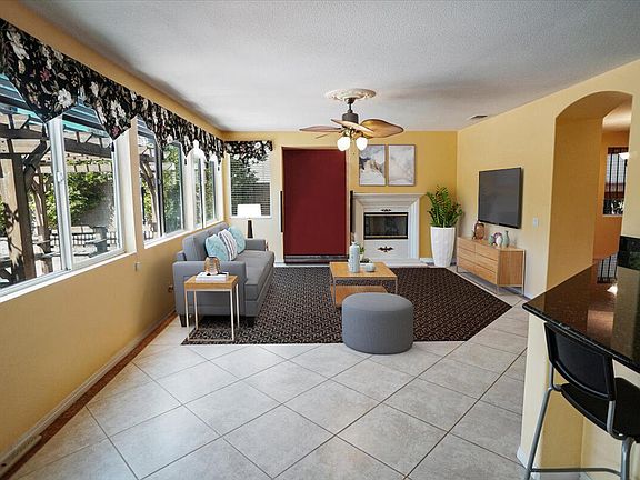 4th image of 4308 Club Vista Dr