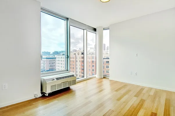 Rented by Nest Seekers International | media 22