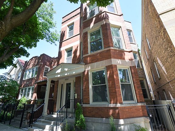 2nd image of 2530 W Belden Ave Unit 3