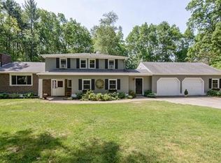 35 Silvermine Rd, Boxford, MA 01921