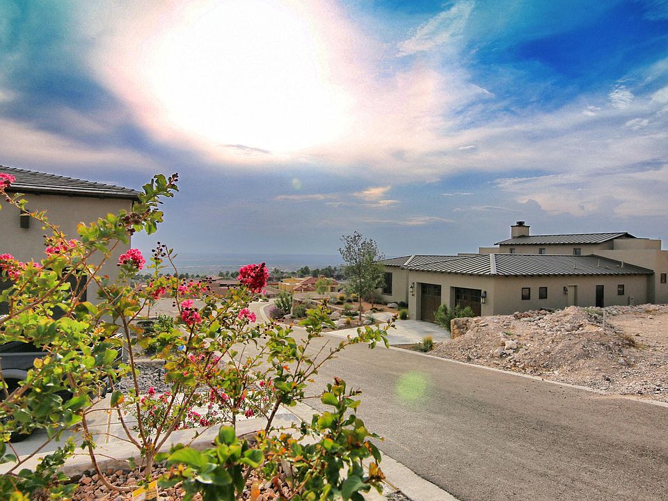 2nd image of 468 Majestic Mountain Dr