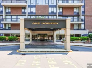 1 Horizon Rd APT 1001, Fort Lee, NJ 07024