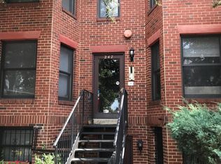 247 8th St NE APT 201, Washington, DC 20002