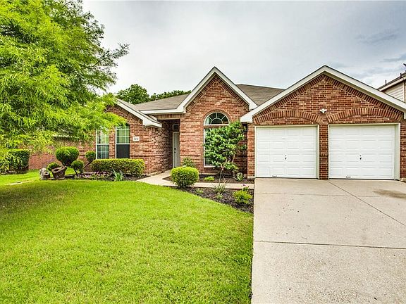 2nd image of 3212 Silver Creek Dr