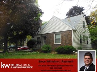 2016 Como Ave, Saint Paul, MN 55108