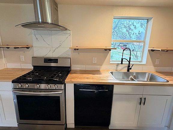 5th image of 406 Arapahoe Ave