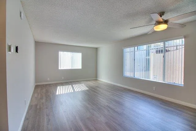 1365 Newport Ave #203 — Photo 14
