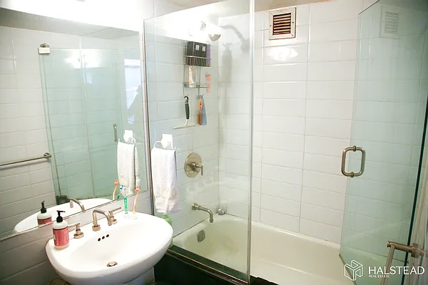Rented by Halstead Real Estate | media 11