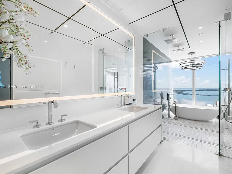 300 Biscayne Boulevard Way #5104 — Photo 33