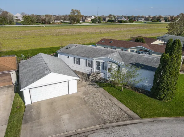 39 Norway Dr, Manteno, IL 60950