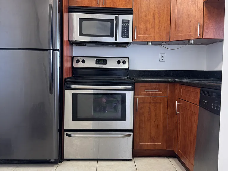 486 NW 165th Street Rd #B507 — Photo 7