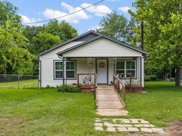 1707 N Longview St, Kilgore, TX 75662