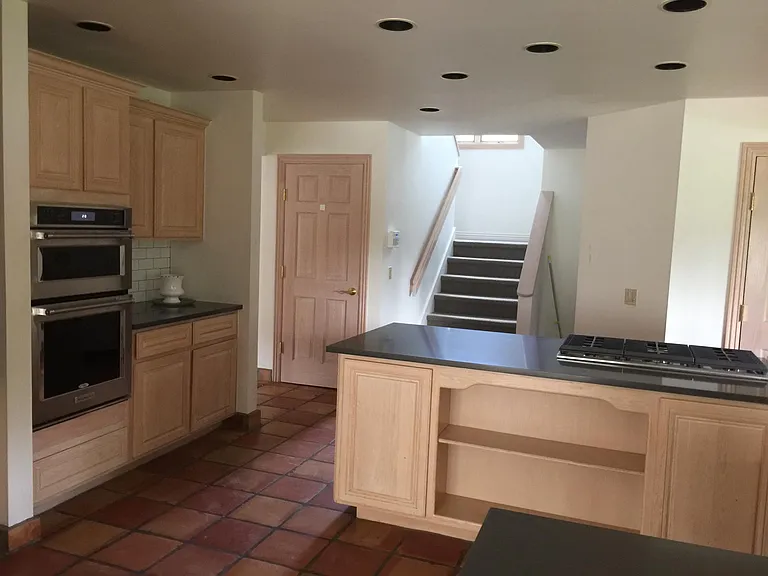 120 Letey Ln — Photo 5