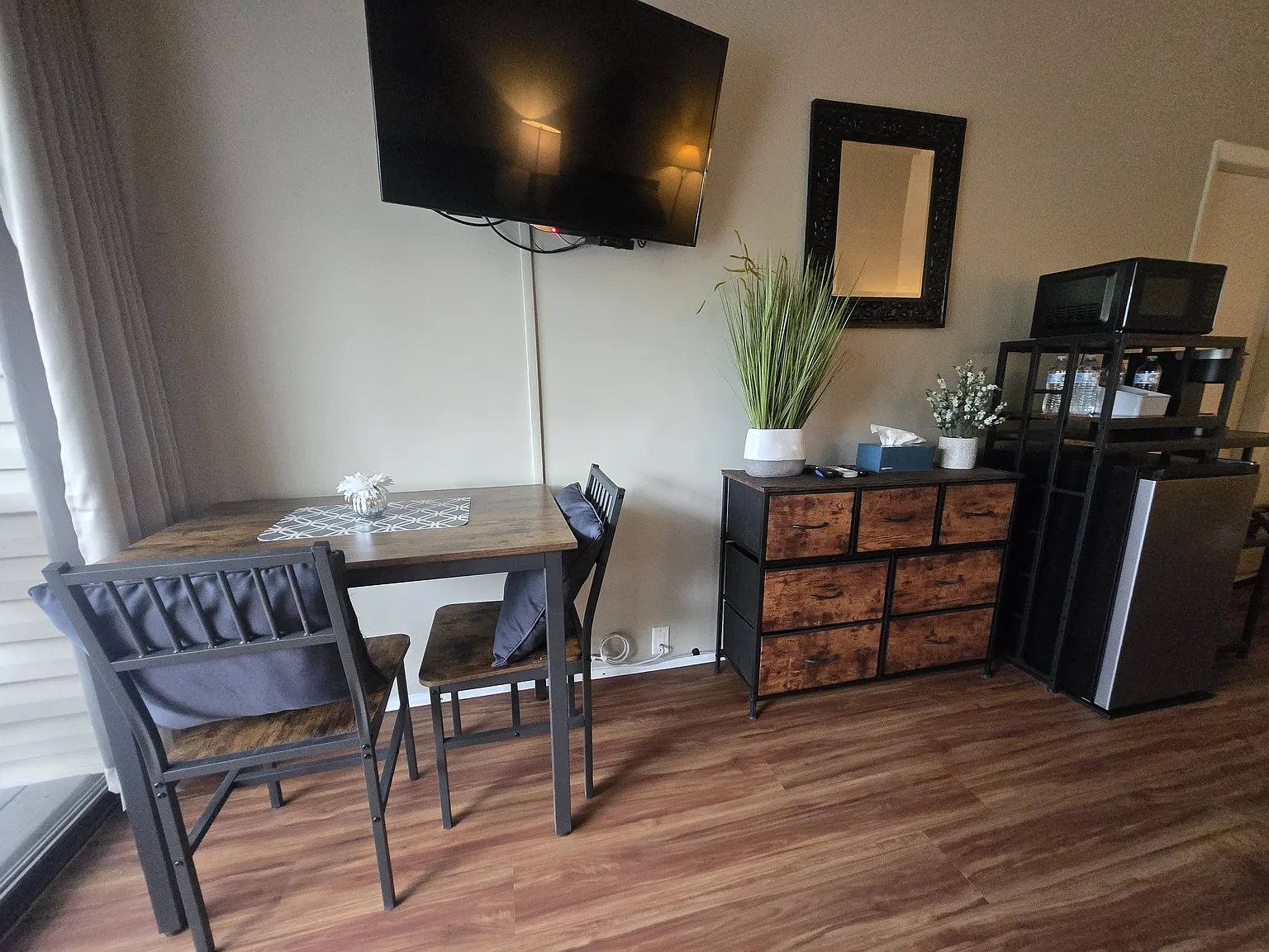 Studio, 432 sqft, $1,300 — Photo 4