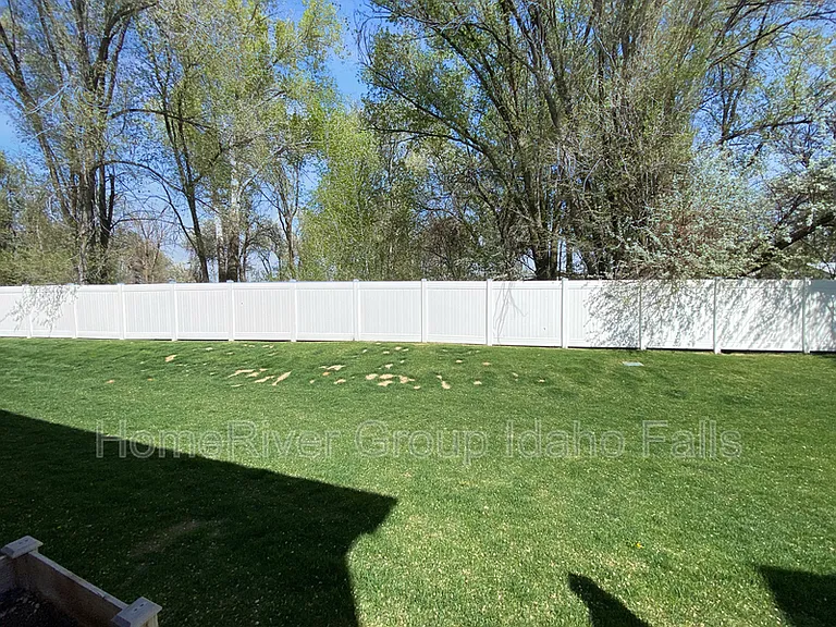2001 Lawrence Ln #704 — Photo 16