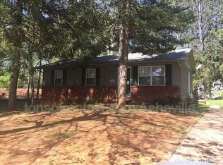 35 Loeb Dr, Brevard, NC 28712
