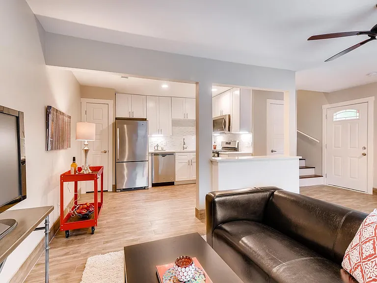 4804 W Gate Blvd #104 — Photo 4