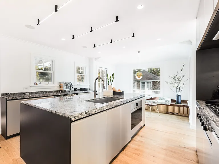 89 Mill Hill Ln — Photo 14