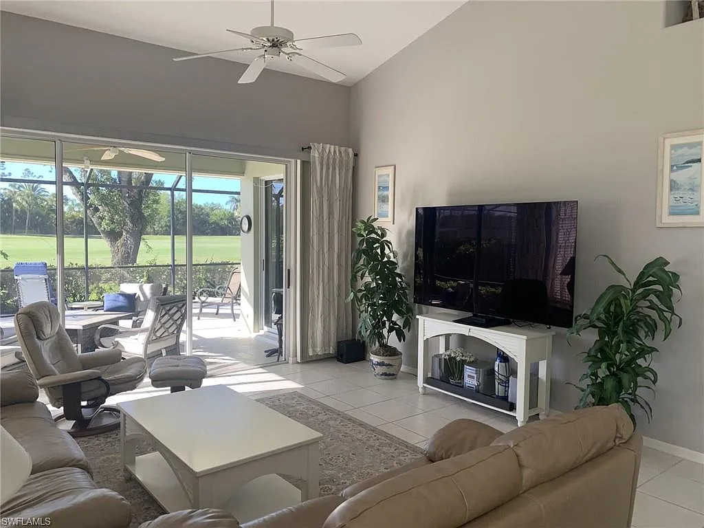 3 bed, 2.0 bath, 1642 sqft, $8,000 — Photo 4
