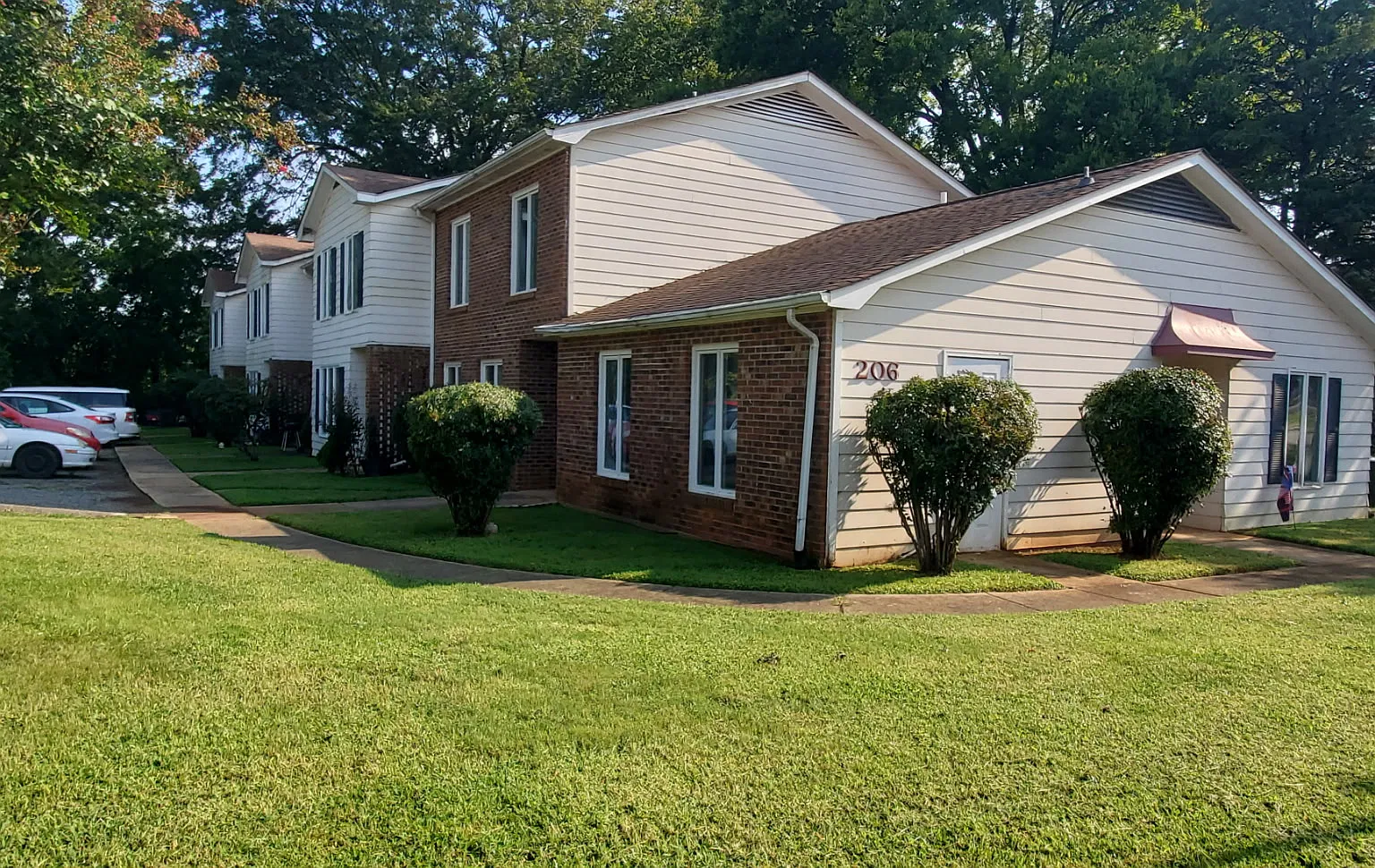 2 bed, 2.5 bath, 1000 sqft, $1,550 — Photo 2