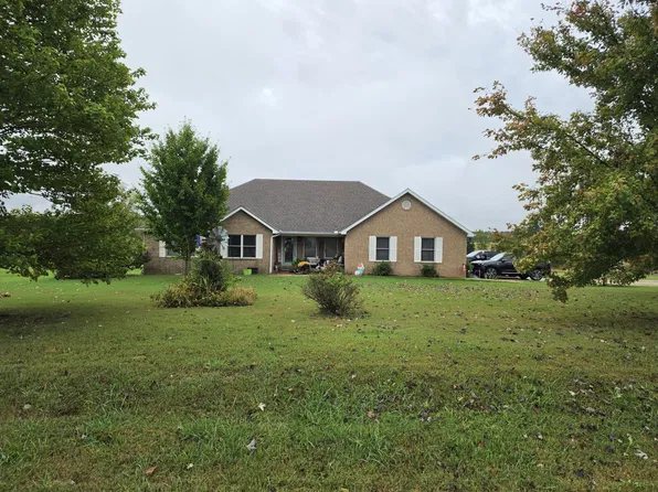 108 Debonair Ct, Gassville, AR 72635