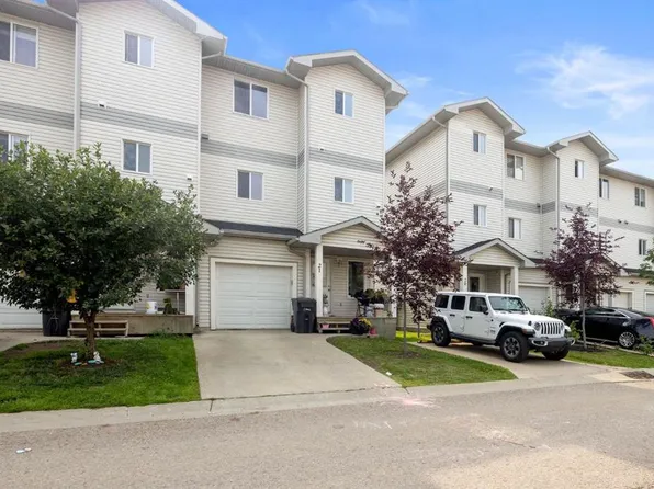 313 S Millennium Dr #21, Wood Buffalo, AB T9K 0M2
