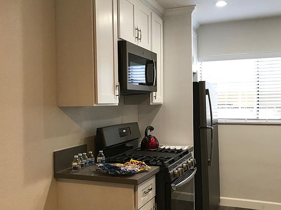 2nd image of 109 N Fairway Ln APT 8